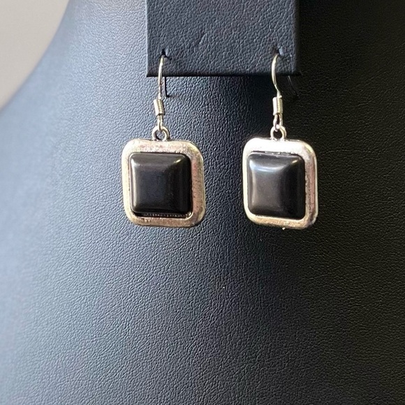 Women’s Vintage Square Semiprecious Stone Earrings Silvertone - Picture 6 of 13